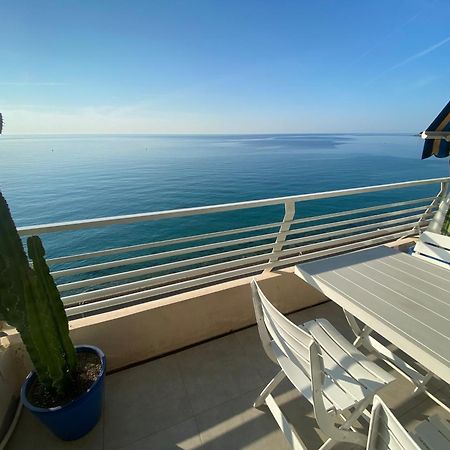 Sea View Studio, Huge Terrace On The 4Th Floor Apartment Menton Bagian luar foto